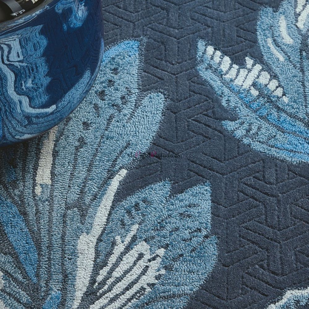 Alfombra WEDGWOOD LANA Y VISCOSA FABLED FLORAL NAVY 120X180-2